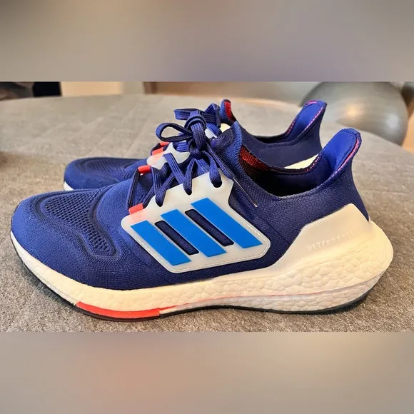 Adidas Ultraboost 22 M8 W9.5 Indigo Blue Running Sneakers Orig $190 Exc Cond