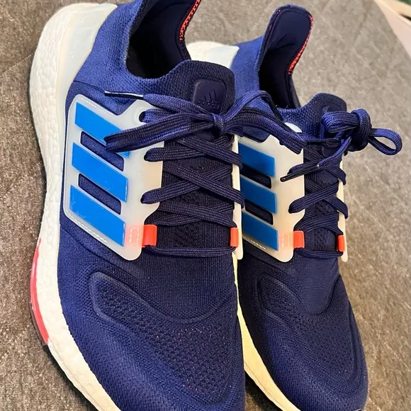 Adidas Ultraboost 22 M8 W9.5 Indigo Blue Running Sneakers Orig $190 Exc Cond