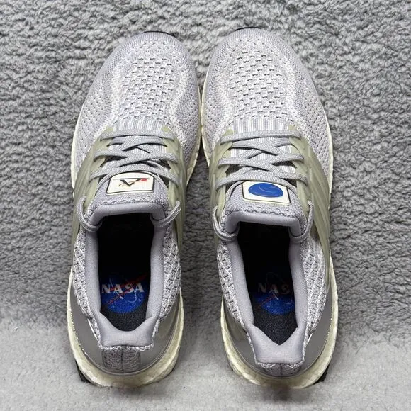 Adidas UltraBoost DNA x NASA Mens Size 7.5 Running Shoes Sneakers Halo Silver