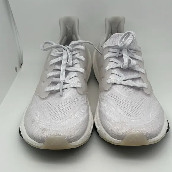 Adidas Ultraboost‎ Light Men's Women's Unisex White Running Shoes Size 9 -NEW