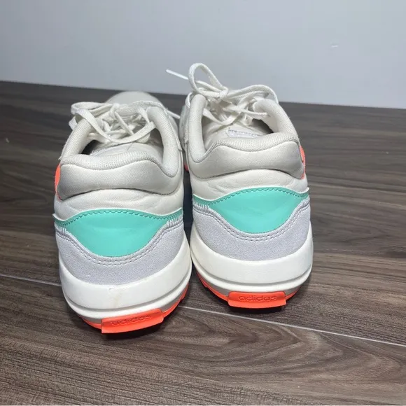 Adidas Womens Retrorun EH1858 White Casual Shoes Sneakers Size  11