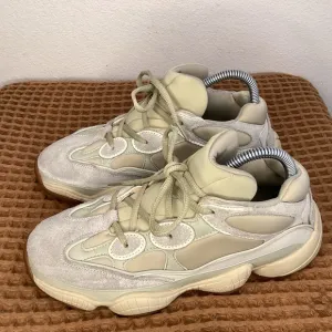 Adidas Yeezy‎ 500 Stone Men’s Size 6.5 Sneakers Shoes FW4839 Beige