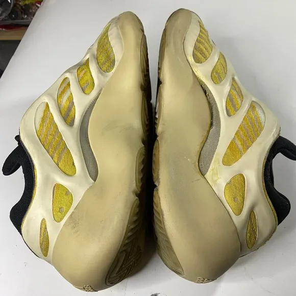 ADIDAS YEEZY 700 V3 Safflower Sneakers Shoes Men's 12