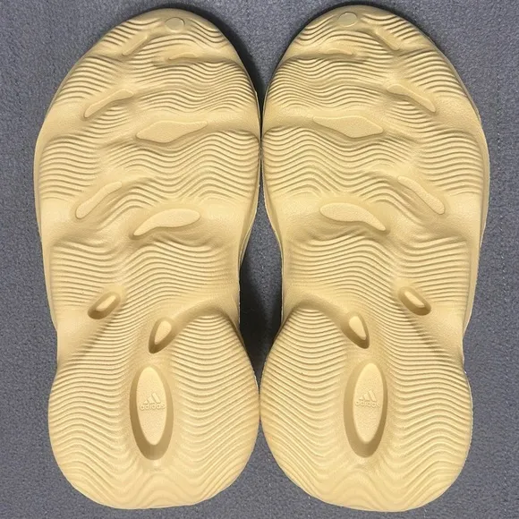 Adidas Yeezy Foam RNR Runner Desert Sand 2023 YZY Authentic GV6843 Size 7 New