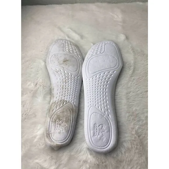 Adidas Yeezy Boost 350 v2 Sneakers Running shoes Size 8.5 GY3438