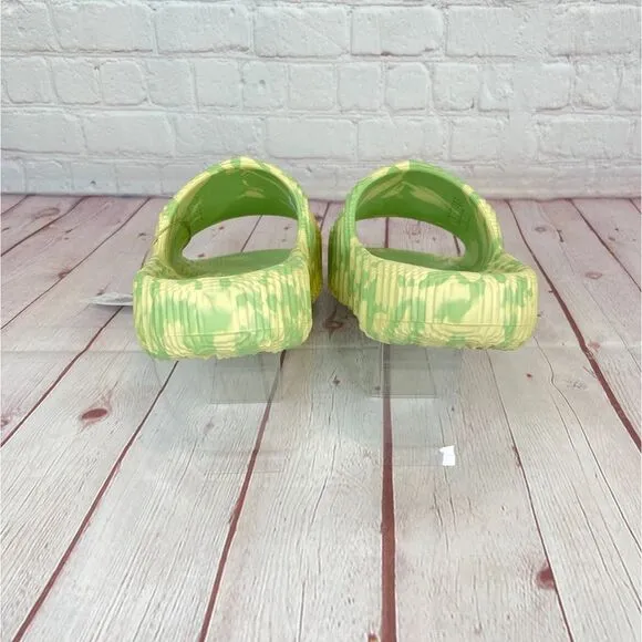 Adidas Adilette 22 'Magic Lime Dessert Sand' Sandals Slides Mens Size 8 (GY1597)