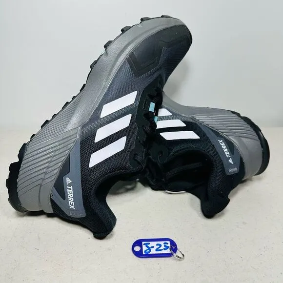 ADIDAS Ultra Boost Sneakers Shoes Men's 9 .5 PYV 702001