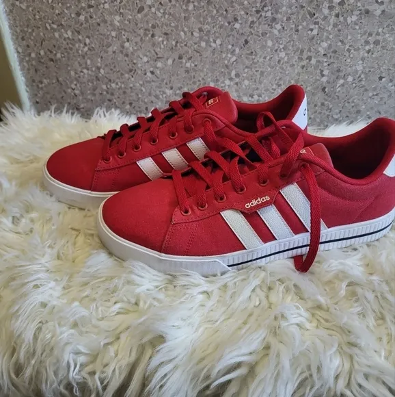 Adisias Daily 3.0 Men's Red And White Sneakers GY8116, Size 10