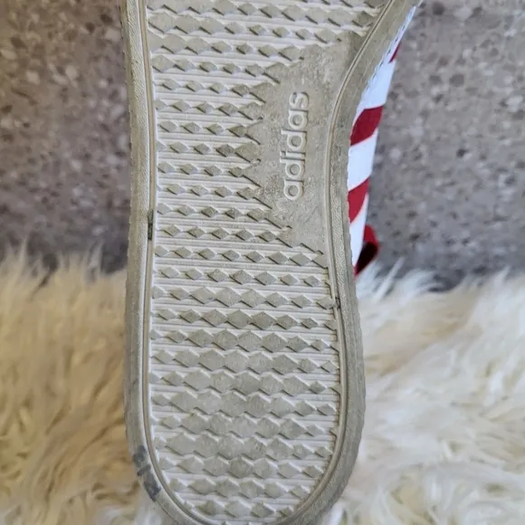 Adisias Daily 3.0 Men's Red And White Sneakers GY8116, Size 10
