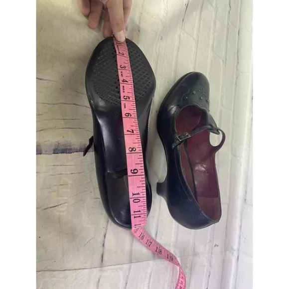 Aerosoles T- Strap Semi Circle Black Leather Upper Rivets Heels Shoes Size 11
