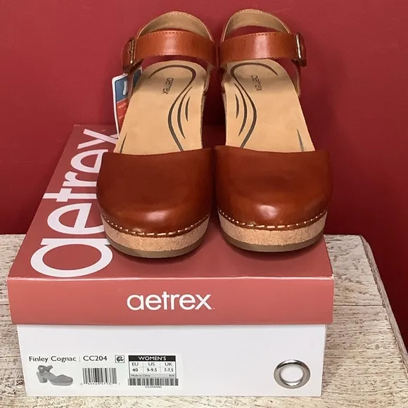 AETREX Finley NWT Size40 Cognac Babydoll Cork Platforms Arch Support Memory Foam