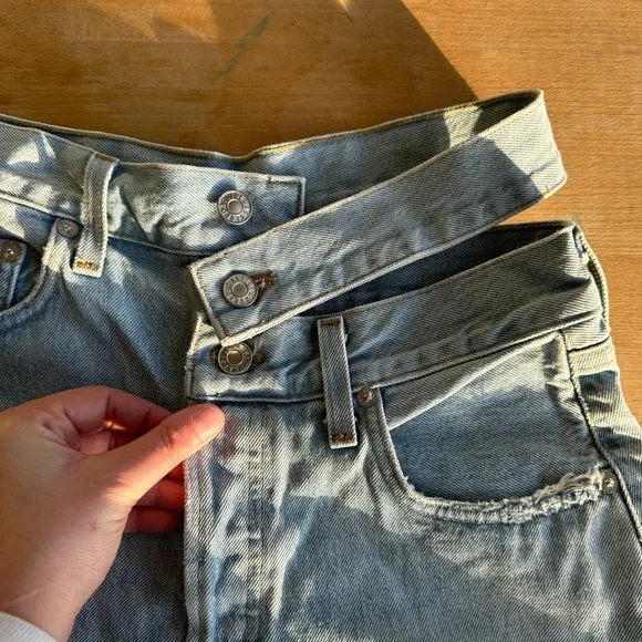 AGOLDE Broken Waistband Shorts