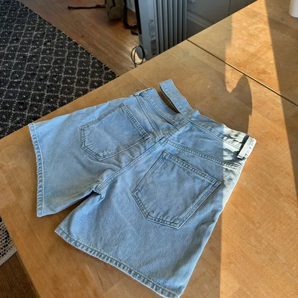 AGOLDE Broken Waistband Shorts