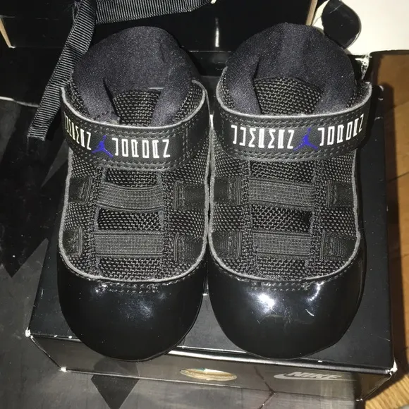 Air Jordan 11 Space jams soft soles sneakers
