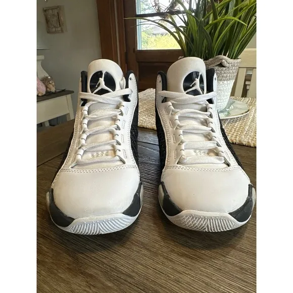 Air Jordan 38 Fundamental Basketball Shoes High Top Performance Kids Size 4Y