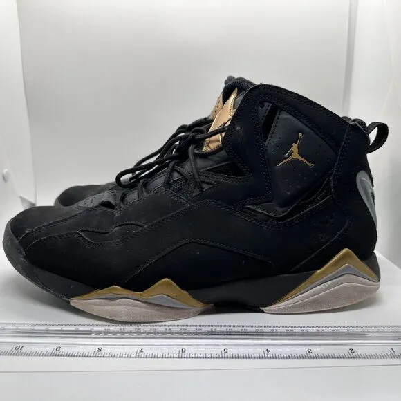 Air Jordan True Flight Basketball Shoes Black Gold Athletic‎ Sneakers Size 11