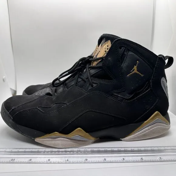 Air Jordan True Flight Basketball Shoes Black Gold Athletic‎ Sneakers Size 11