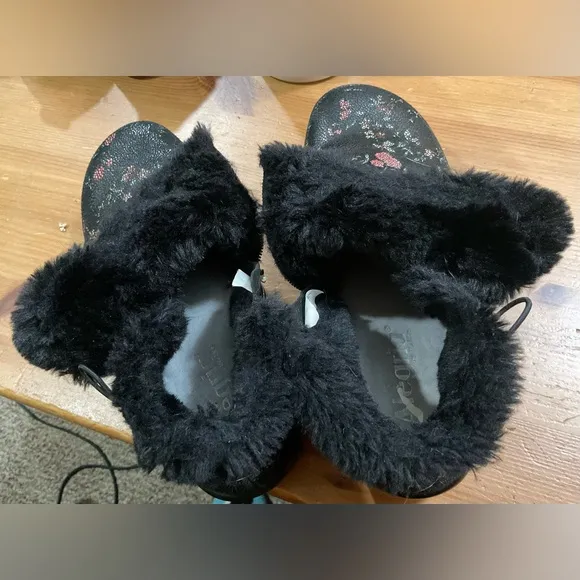 Alegria: Women “Meri Sweetie Pie” black floral ankle booties zipper on side.
