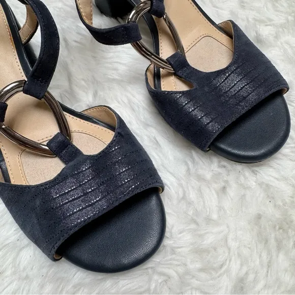 Alex Marie Navy Blue Darlena Sandals Size 6.5
