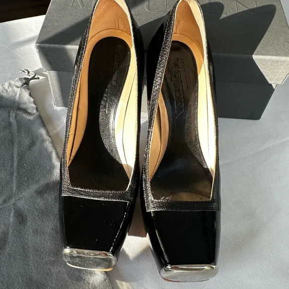 Alexander McQueen Black Patent Leather Heels Silver Flat Toe