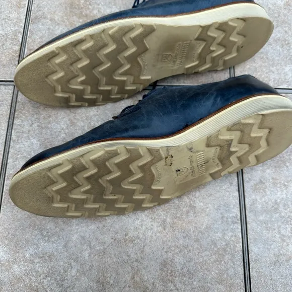 ALLEN EDMONDS Distressed Blue Leather casual/dress shoes