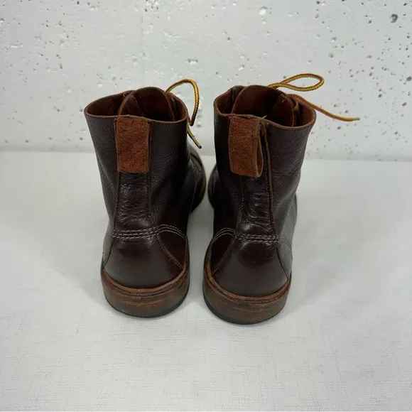 Allen Edmonds Men’s size 10 Normandy Brown Leather Cap Toe Boots