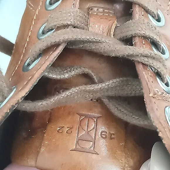Allen Edmonds Sneakers Men's Size 8.5 D A-Trainers Brown Lace Up Leather Pre-own