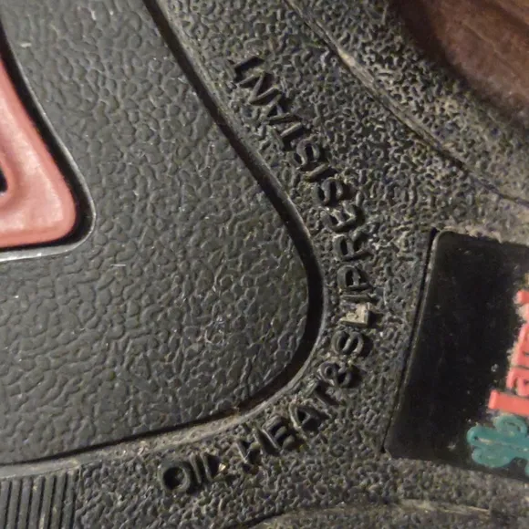 &quot;Laredo&quot; Brand. Brown Western Cowboy Boots with Intricate Stitching