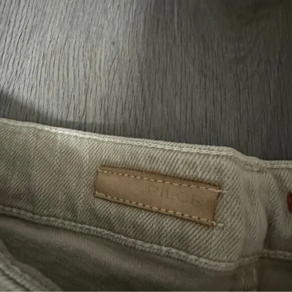 Anthropologie Pilcro Cream The Vintage Straight Raw Hem Jeans‎ Size 32