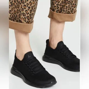APL: Athletic Propulsion LabsTechLoom Breeze Sneakers black/black women size7.5
