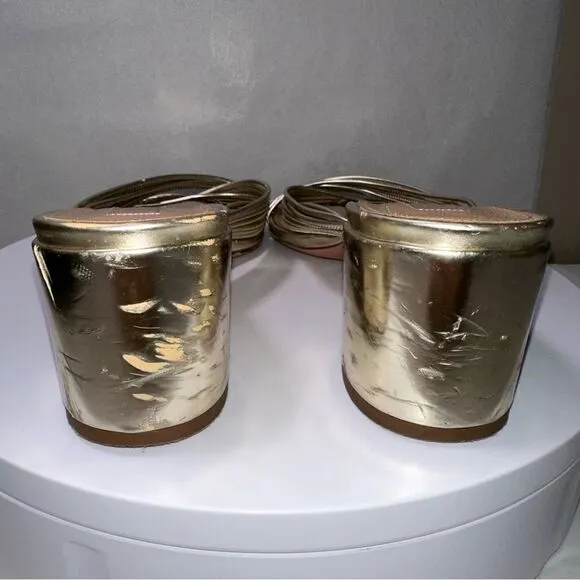 Aquazzura Gold Leather Slides Sandals Size 39. Gold Metallic.