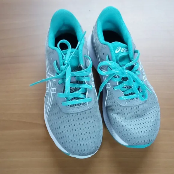 Asics excite 9 kids shoes