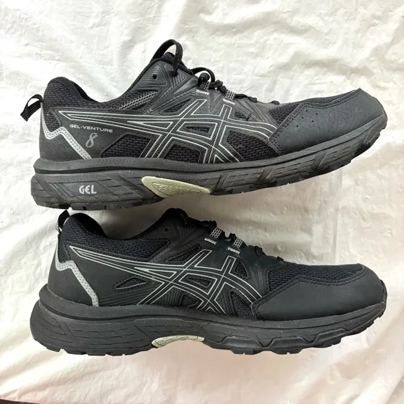 ASICS Gel Venture 8 Black running Sneakers SZ 9.5 NWOT