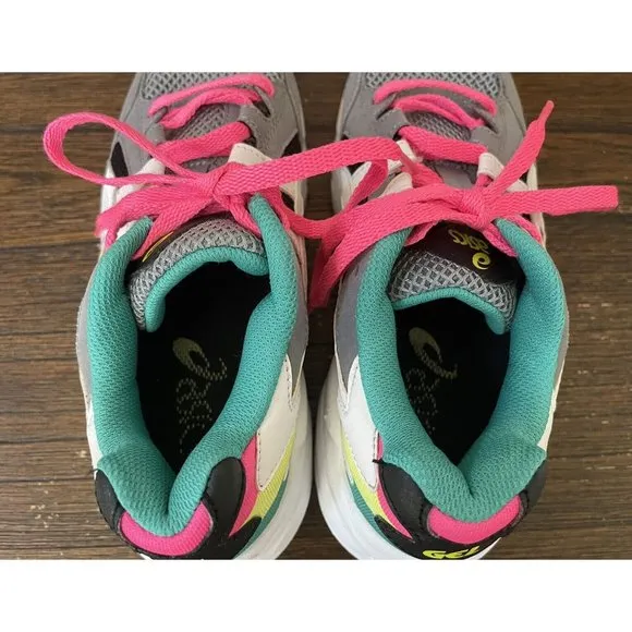 Asics Girls Sneakers Shoes Size 4 Gel-BND Pink Green Gray White 1024A024 Sample