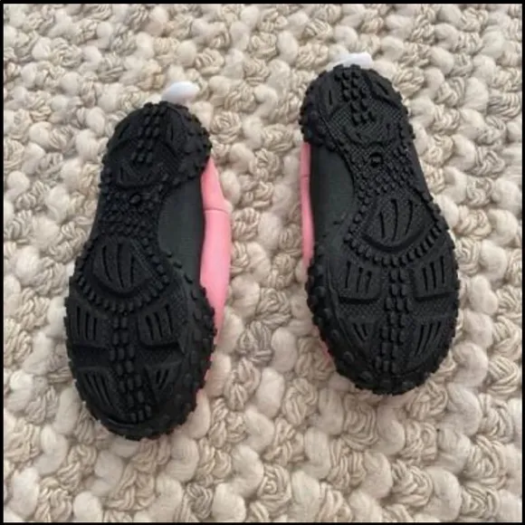 Baby girl shoe and summer clothes lot