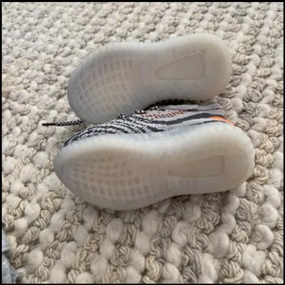 Baby girl shoe and summer clothes lot