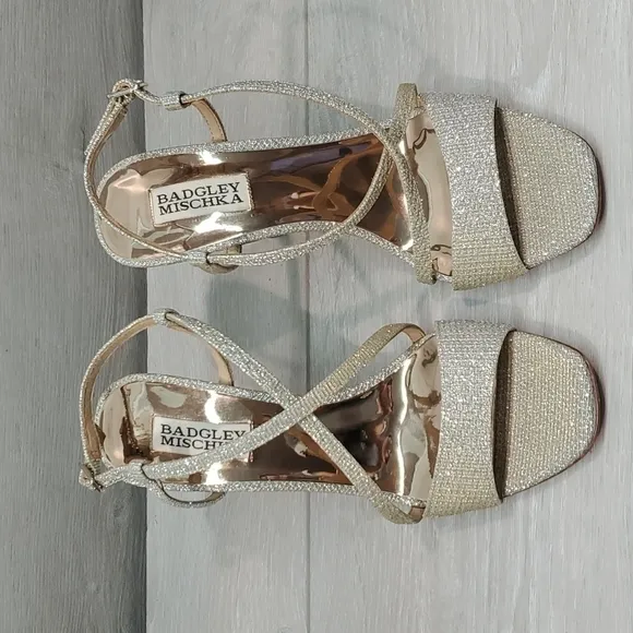 Badgley Mischka Womens Ebiza Metallic Heels Sandals Shoes sz 7