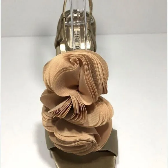 BADGLEY MISCHKA Randee Nude CHAMPAGNE RAW SATIN RUFFLE SANDALS, 10