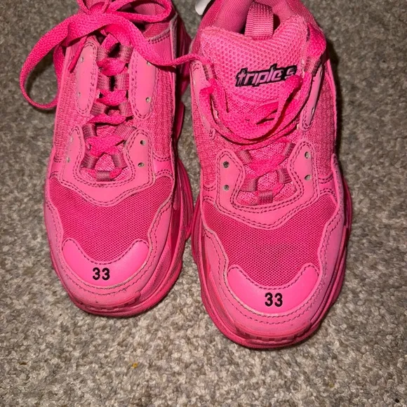 Balenciaga Pink Sneakers Sporty Low-Top Design