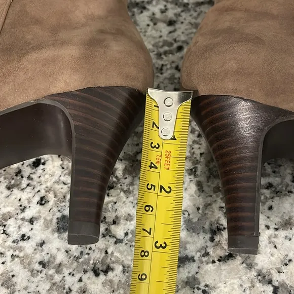 BANANA REPUBLIC Paisley Cocoa Brown Knee High Leather Boots Sz 7.5 Style 779392