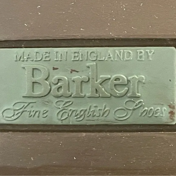 Barkers British Shoes : High Cut Slip On , Cap Toe