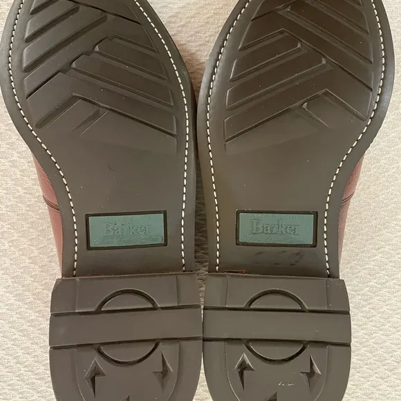 Barkers British Shoes : High Cut Slip On , Cap Toe