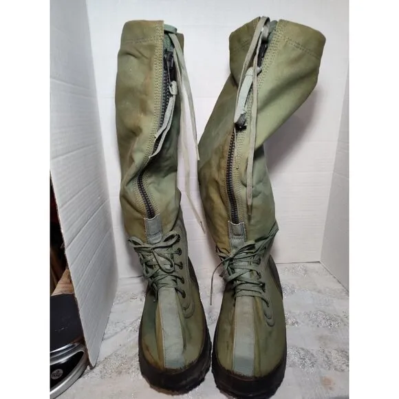 Bata Shoe Co. Extreme Cold Weather Boots N-1B Size Men SMALL SIZE Wool lining