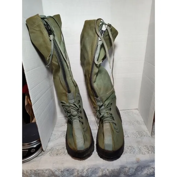Bata Shoe Co. Extreme Cold Weather Boots N-1B Size Men SMALL SIZE Wool lining