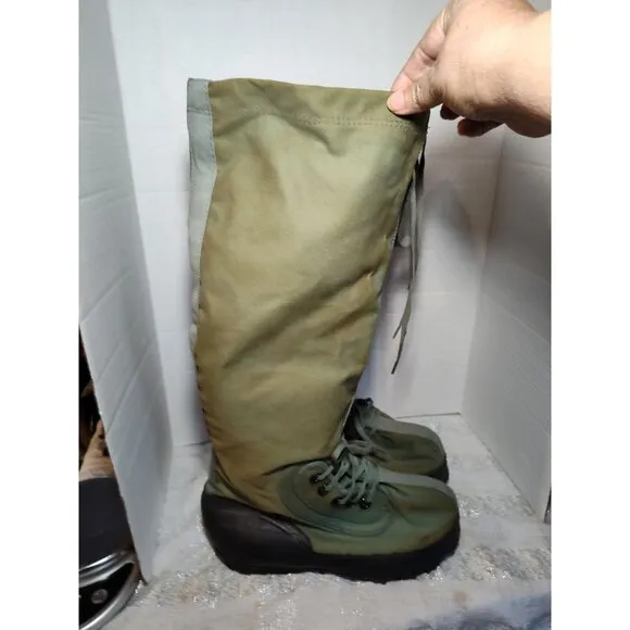 Bata Shoe Co. Extreme Cold Weather Boots N-1B Size Men SMALL SIZE Wool lining