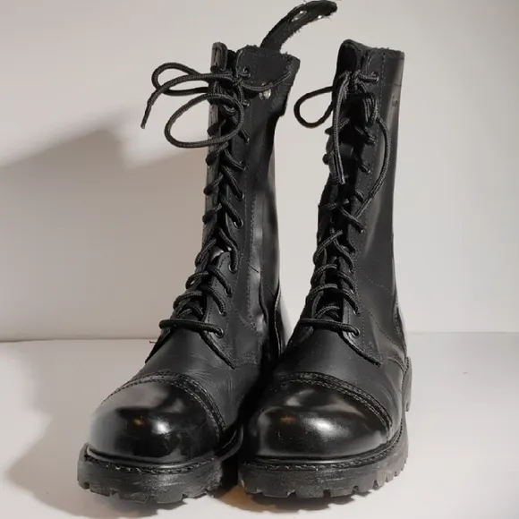 Bates Men's Size 9.5 Paratrooper Jump boots Black Leather Oil Resistant Side Zip