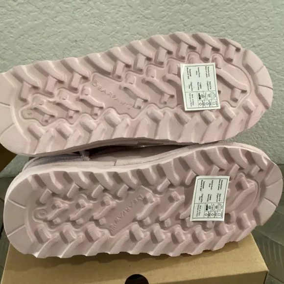 BEARPAW Big Girls Betty Boots, size 5