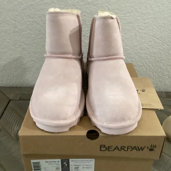 BEARPAW Big Girls Betty Boots, size 5