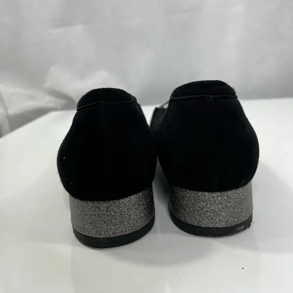 Beautifeel Women's Black Suede flat Shoes, size 39, only worn once