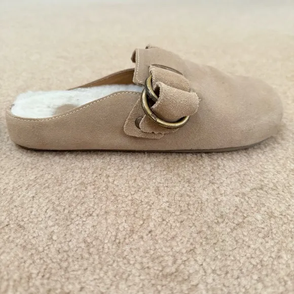 Beek Women's Shearling-Lined Mules Vulture Beige Size 7